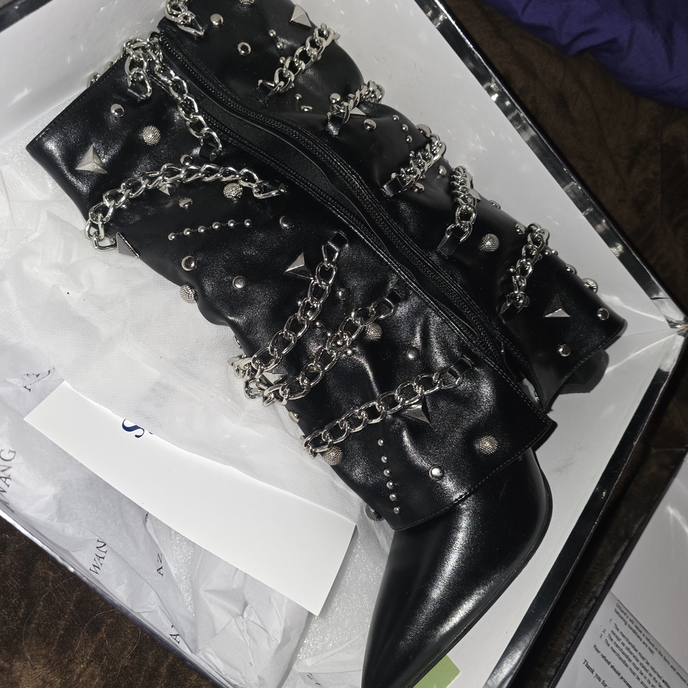 Chic Black Studded Heeled Boots